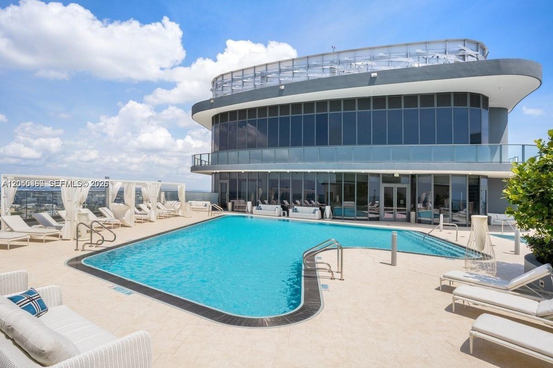 Condo in Miami, Florida, United States 1 - 18409111