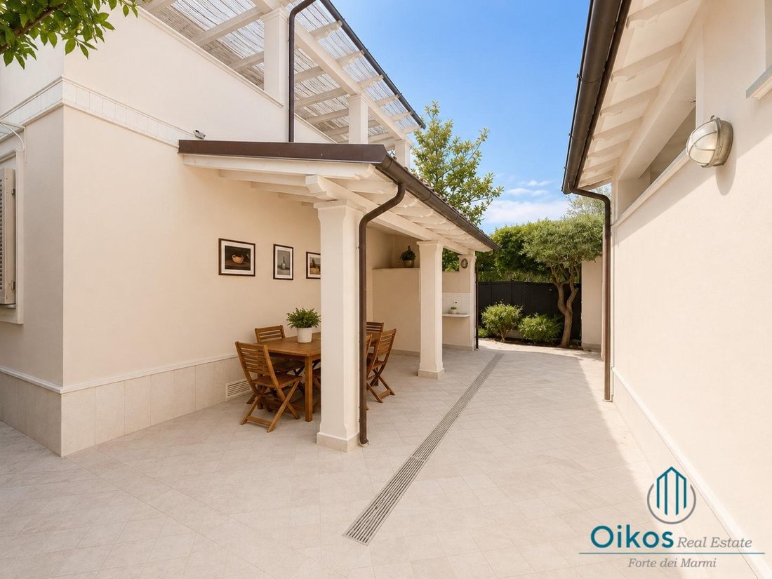 Villa in Vittoria Apuana, Forte dei Marmi, Tuscany 3 - 18407727