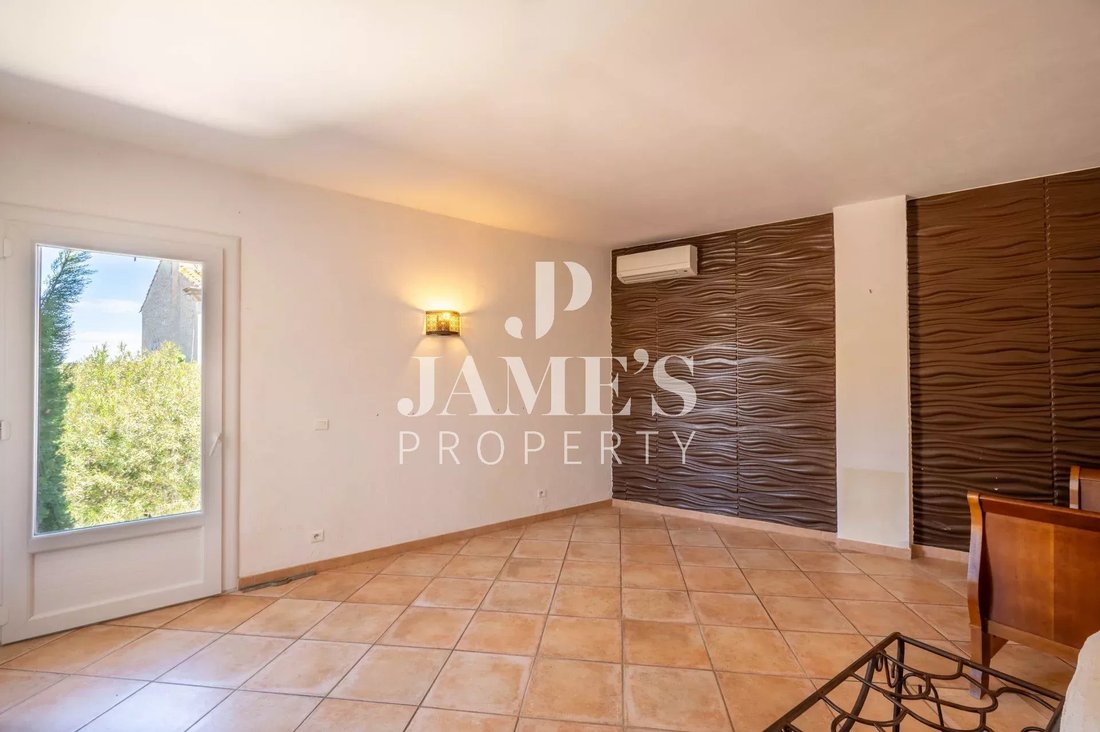 House in Fontvieille, Provence-Alpes-Côte d'Azur, France 5 - 18406804