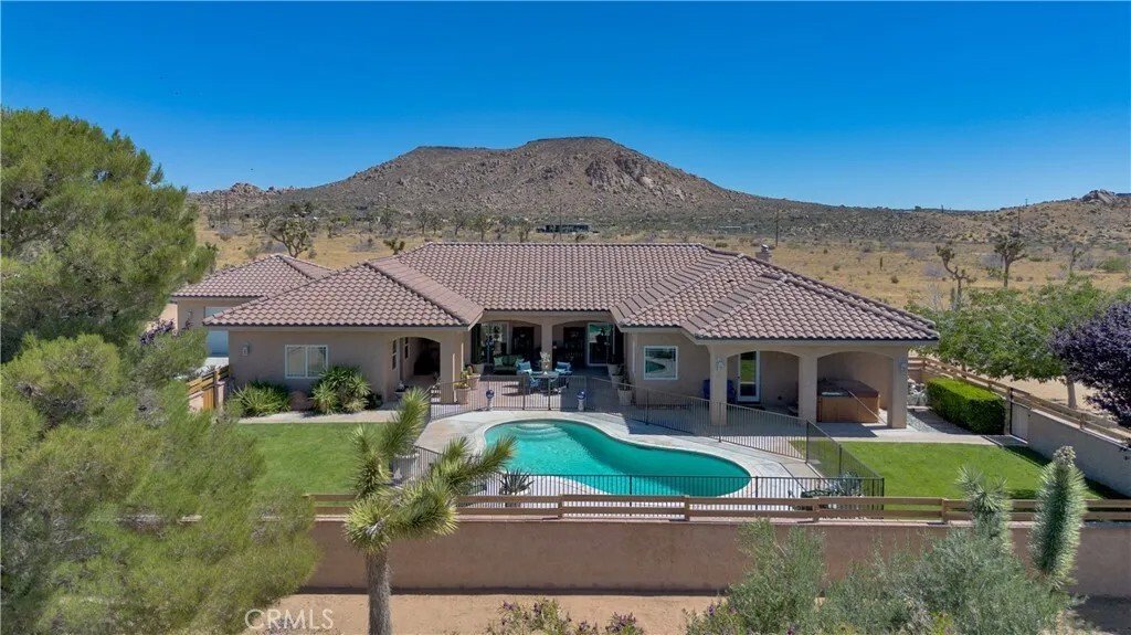 House in Yucca Valley, California, United States 2 - 18081843
