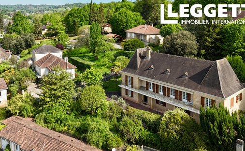 House in Sarlat-la-Canéda, Nouvelle-Aquitaine, France 1