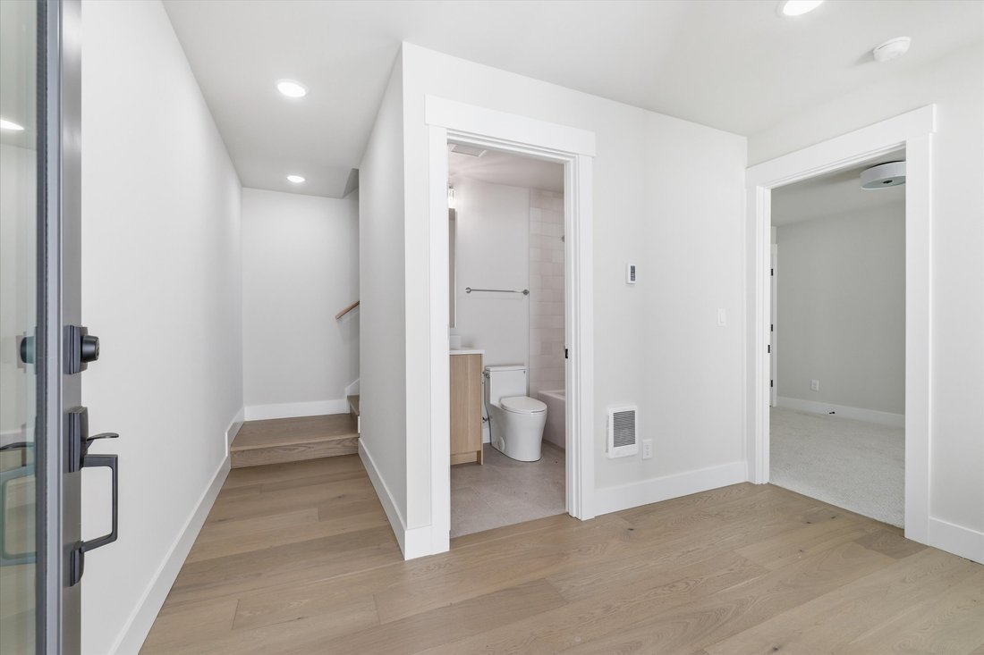 Condo in Seattle, Washington, United States 3 - 18412203