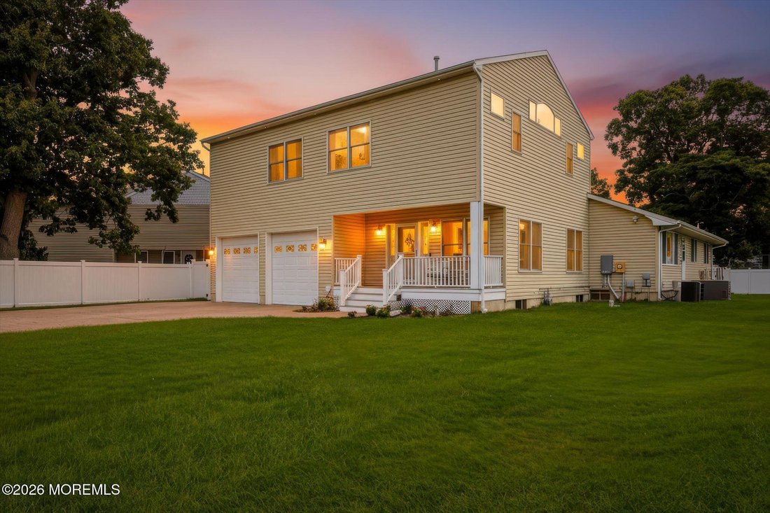 House in Toms River, New Jersey, United States 1 - 18411627