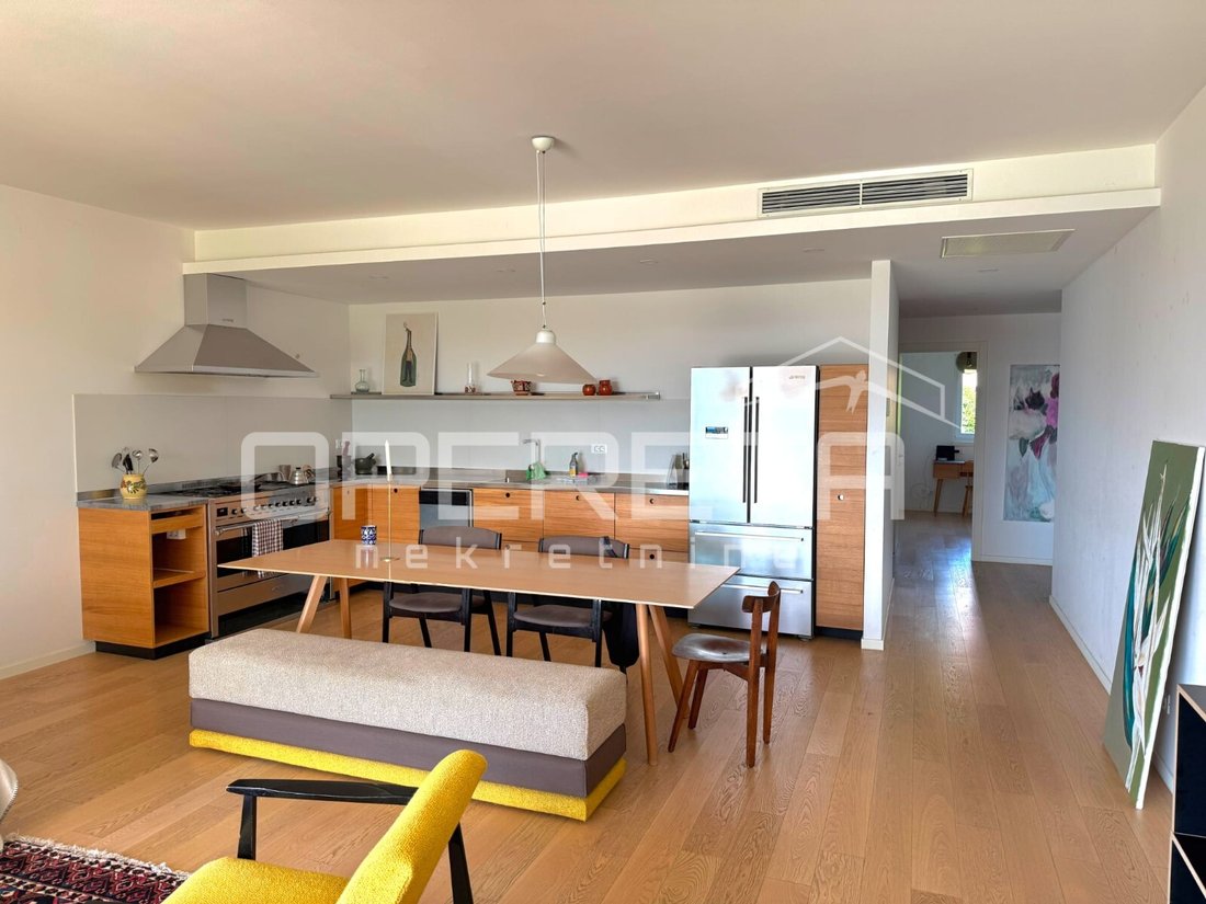 Apartment in Znjan, Split, Split-Dalmatia County 2 - 18408599