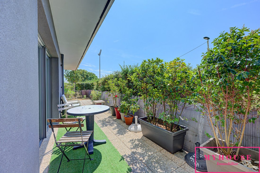 Apartment in Champ des Oiseaux, Bagneux, France 1 - 18413752