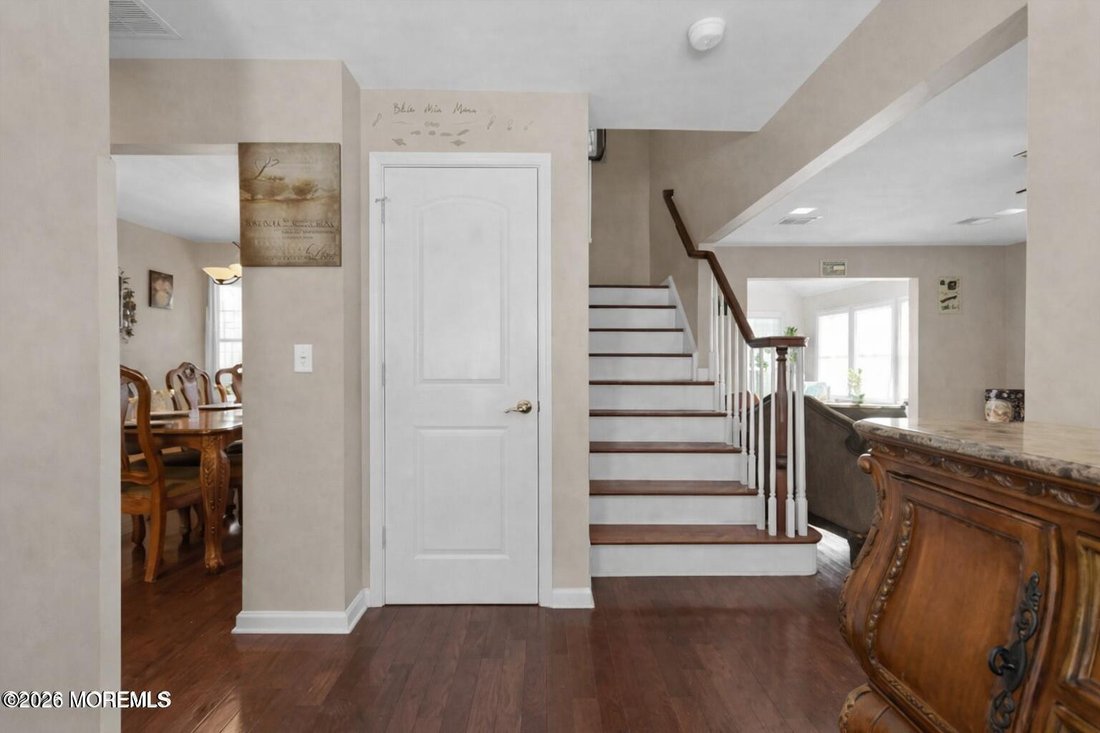 House in Tinton Falls, New Jersey, United States 3 - 18407655