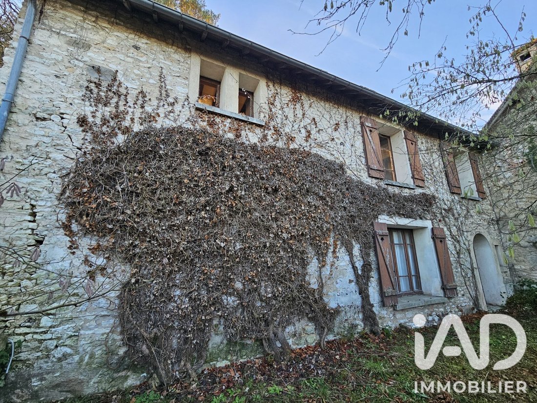 House in Saint-Martin-la-Garenne, Ile-de-France, France 2 - 18414232