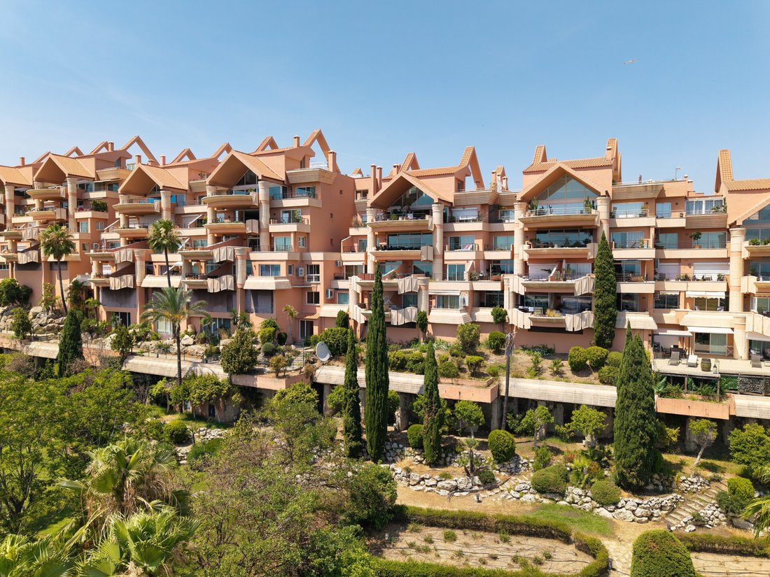 Apartment in Nueva Andalucia, Marbella, Spain 2 - 18413200