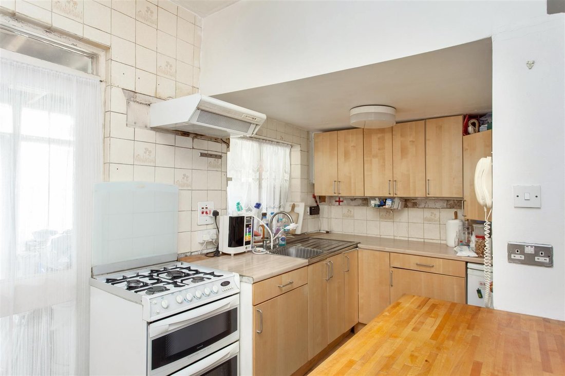 House in West Wimbledon, Merton, England 4 - 18413305