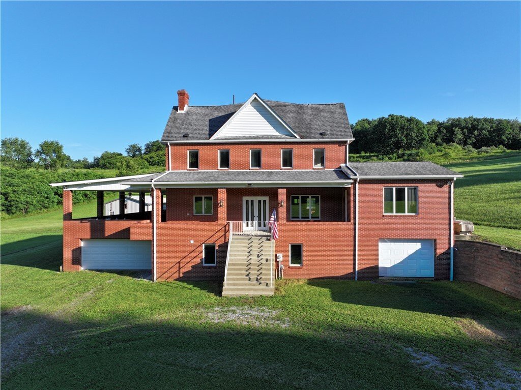 House in Natrona Heights, Pennsylvania, United States 3 - 18407264