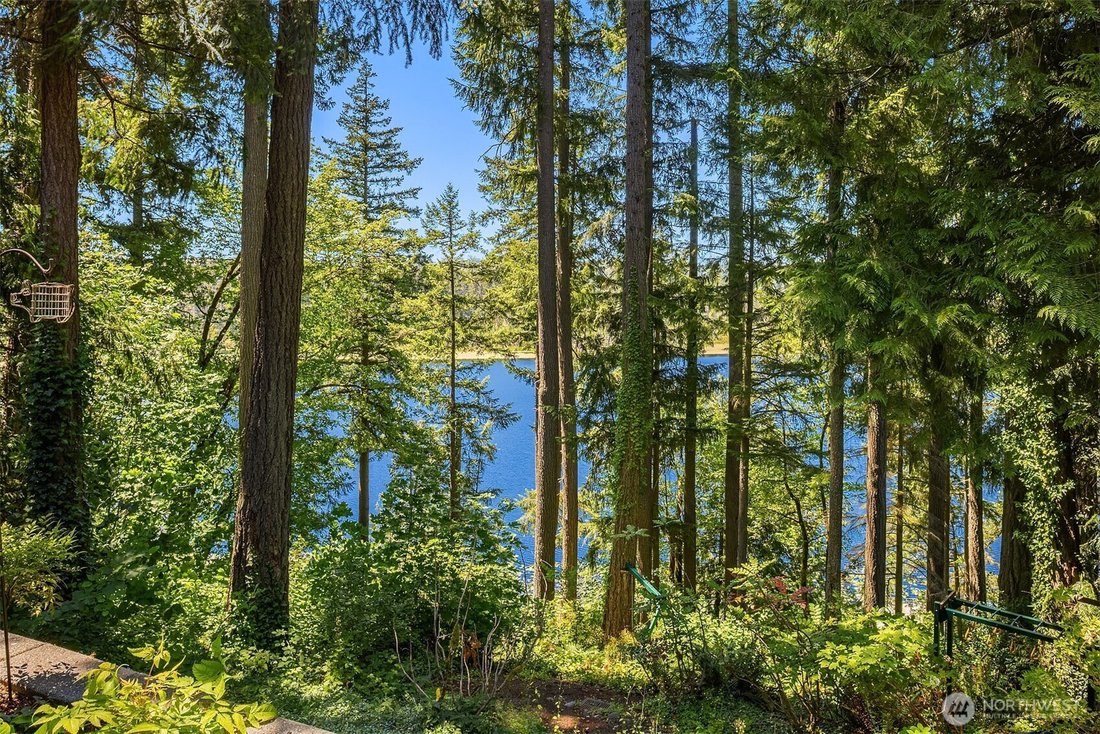 House in Renton, Washington, United States 2 - 18346220