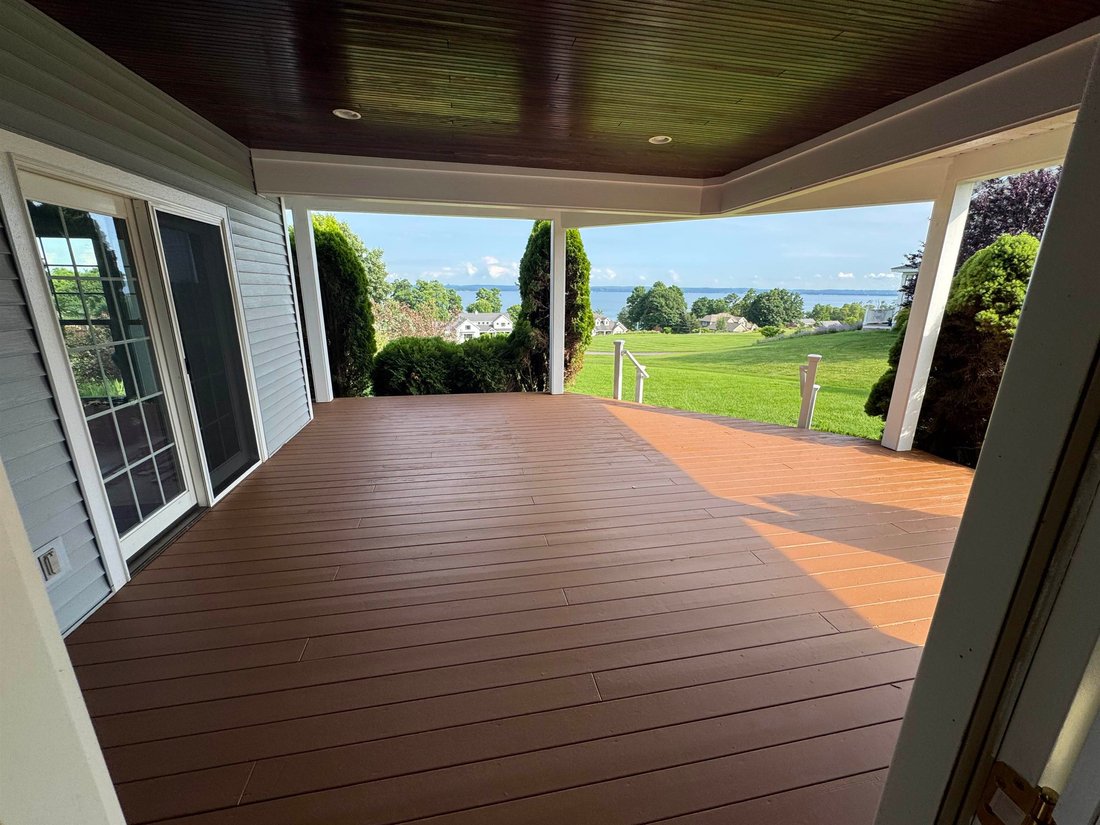 House in Traverse City, Michigan, United States 5 - 18402948