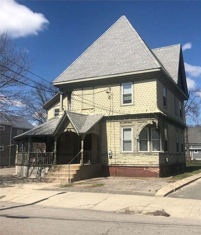 House in Central Falls, Rhode Island, United States 1 - 18416783