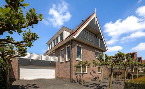Villa in Kudelstaart, North Holland, Netherlands 1