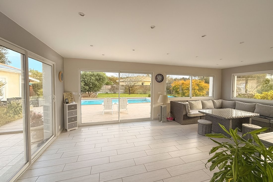 Villa in Salles, Nouvelle-Aquitaine, France 5 - 18405389