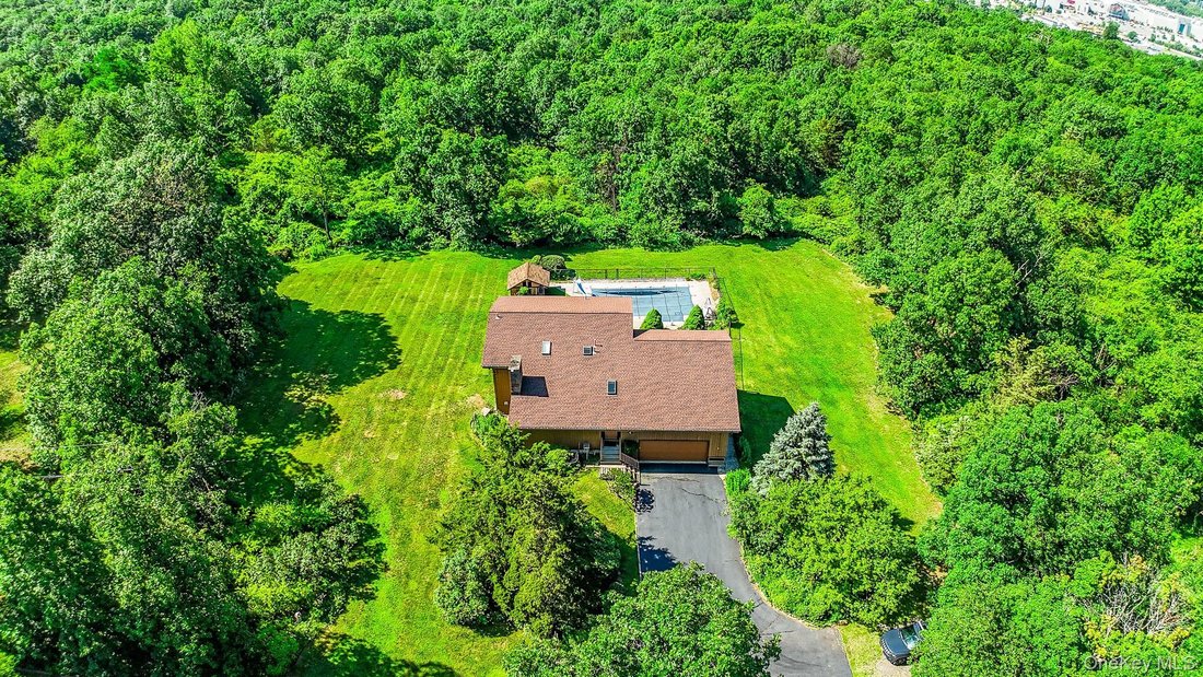 House in Valley Cottage, New York, United States 4 - 18408938