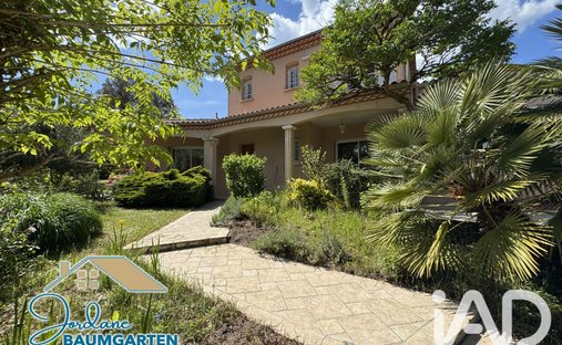 House in Saint-Georges-de-Didonne, Nouvelle-Aquitaine, France 1