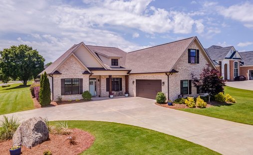 House in Calhoun, Georgia, United States 1