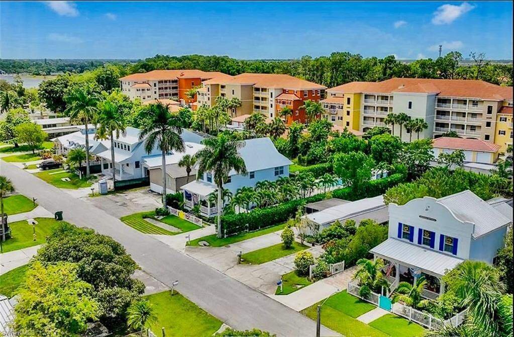 House in Naples, Florida, United States 3 - 18397873
