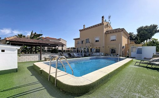 Villa a Torrevieja, Comunità Valenzana, Spagna 1