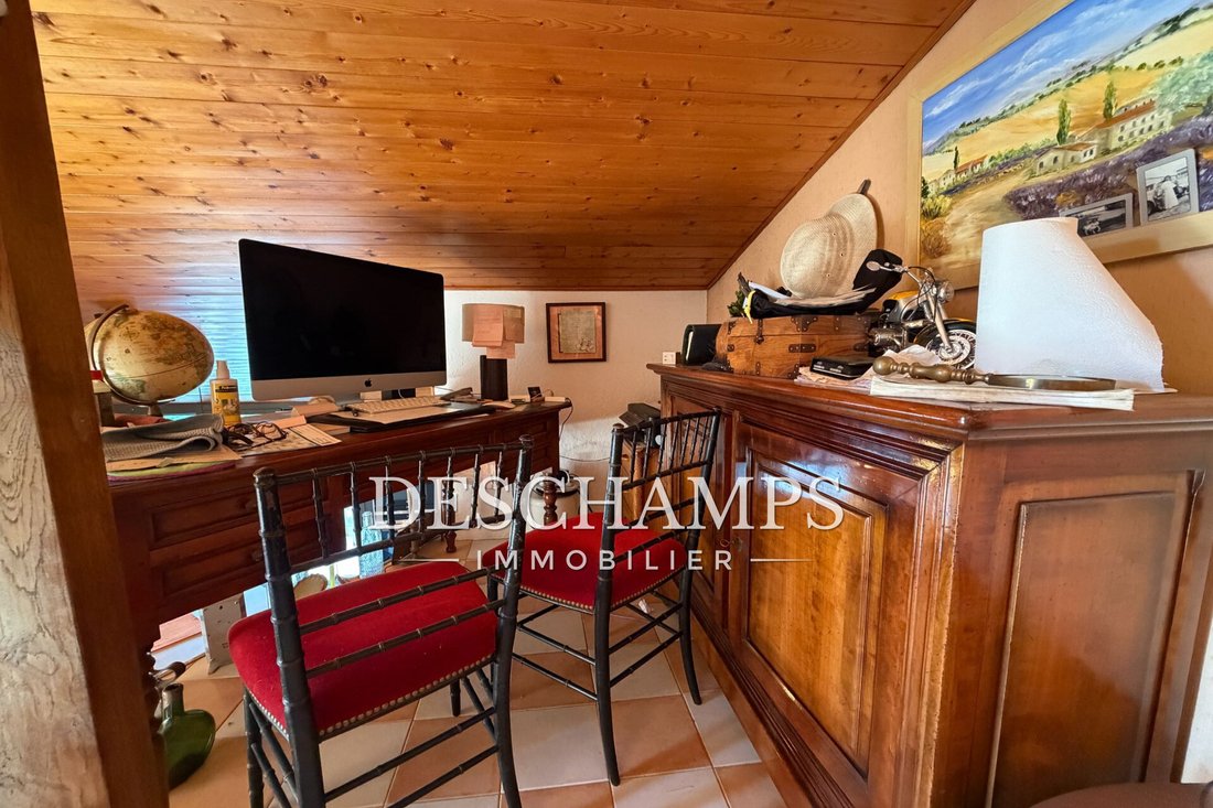 Villa in Les Cougoulins-Rastines, Antibes, France 5 - 18413740