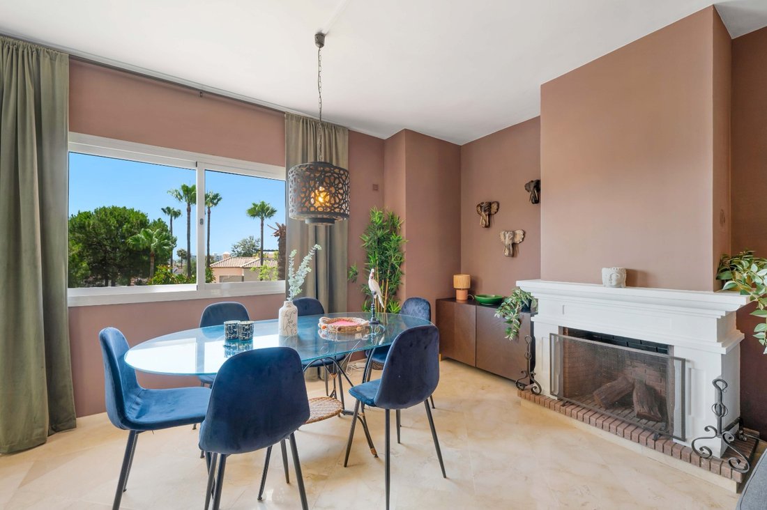 Apartment in Puerto Banus, Marbella, Spain 5 - 18408313