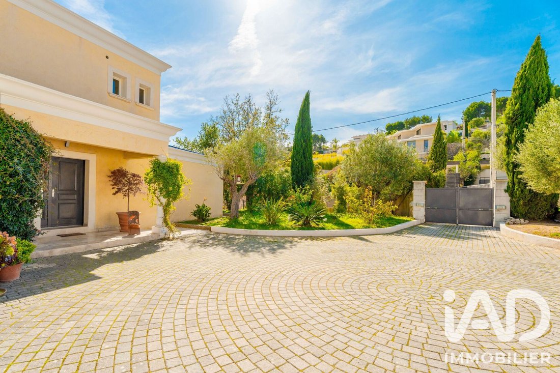 House in Bandol, Provence-Alpes-Côte d'Azur, France 3 - 18417727