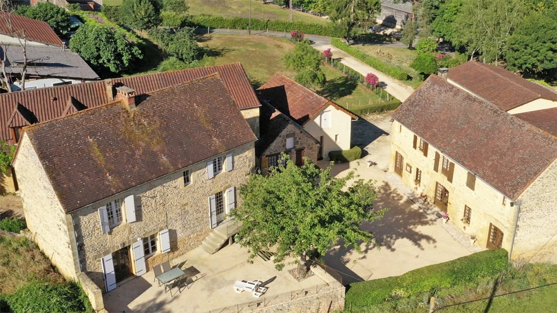 Villa in Marquay, Nouvelle-Aquitaine, France 1 - 18405626