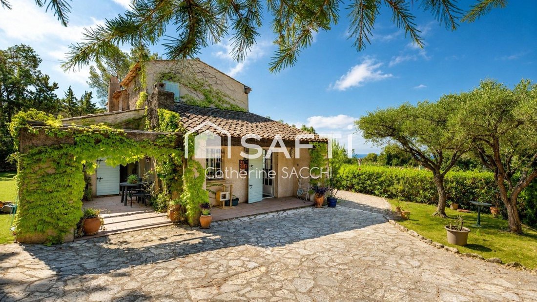 House in Le Dramont-Agay-Anthéor-Le Trayas, Saint-Raphaël, France 3 - 17567925