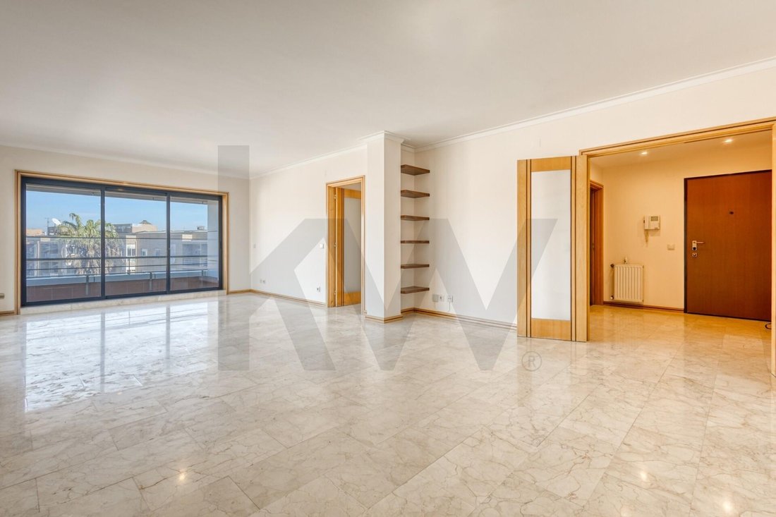 Apartment in Santa Marinha e Sao Pedro da Afurada, Porto District, Portugal 4 - 18410981