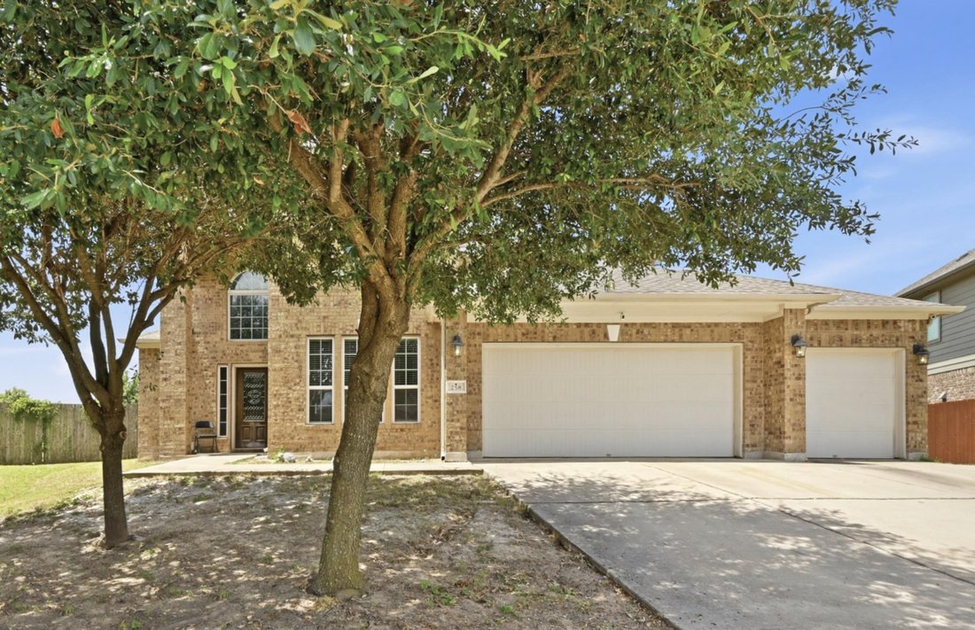 House in Buda, Texas, United States 3 - 18408064