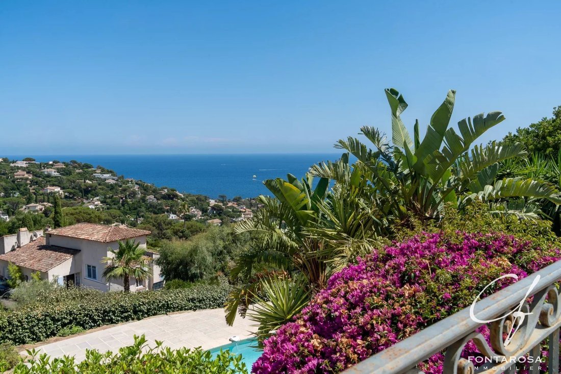 Villa in Les Issambres, Roquebrune-sur-Argens, France 5 - 18415182