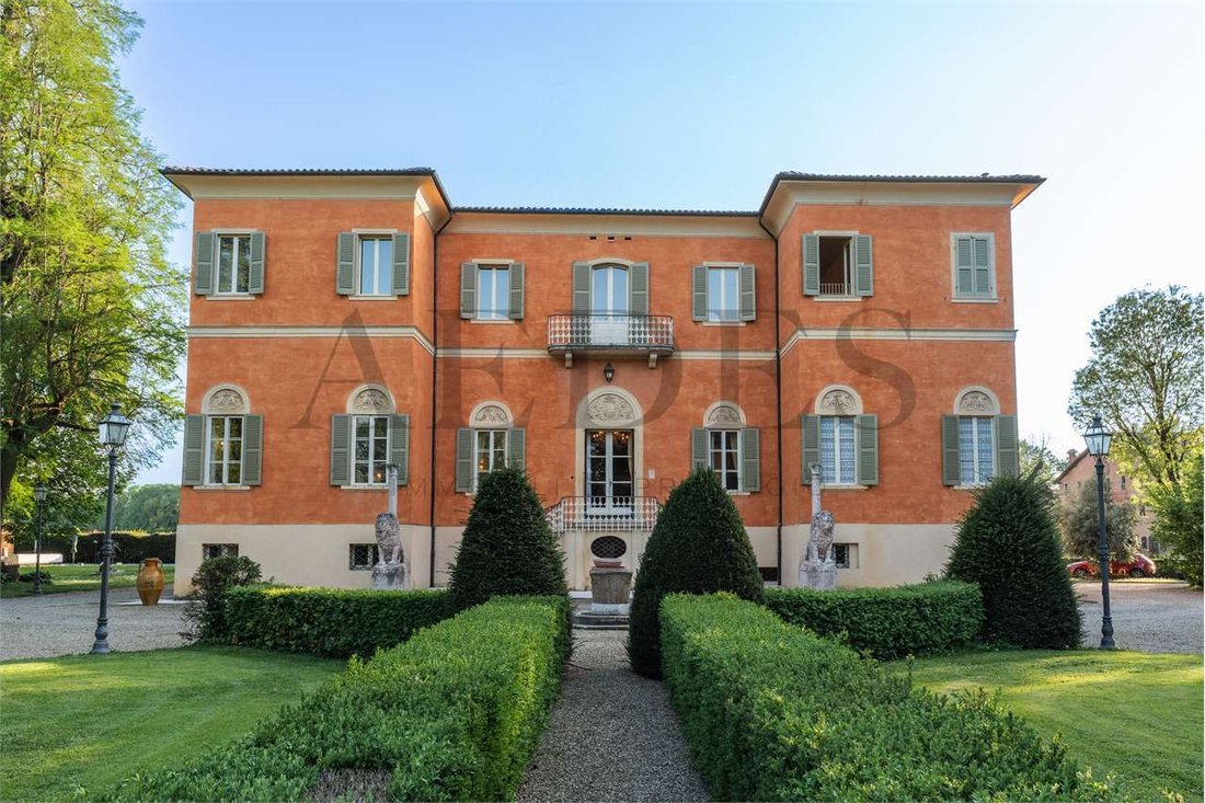 Villa in Formigine, Emilia-Romagna, Italy 1 - 18415044