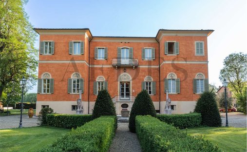 Villa in Formigine, Emilia-Romagna, Italy 1