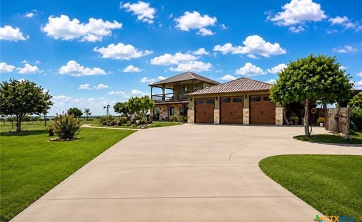 House in Sandia, Texas, United States 1