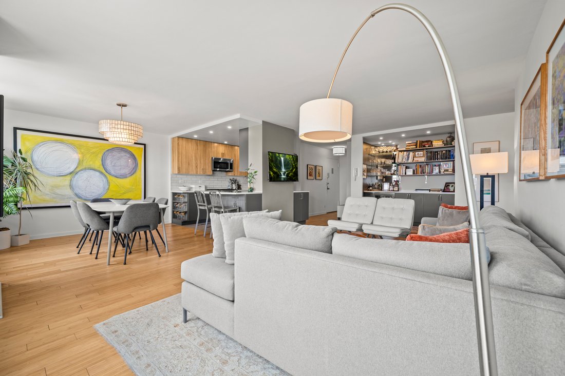 Co Op in New York, New York, United States 4 - 18409179