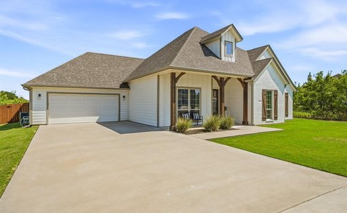House in Graford, Texas, United States 1