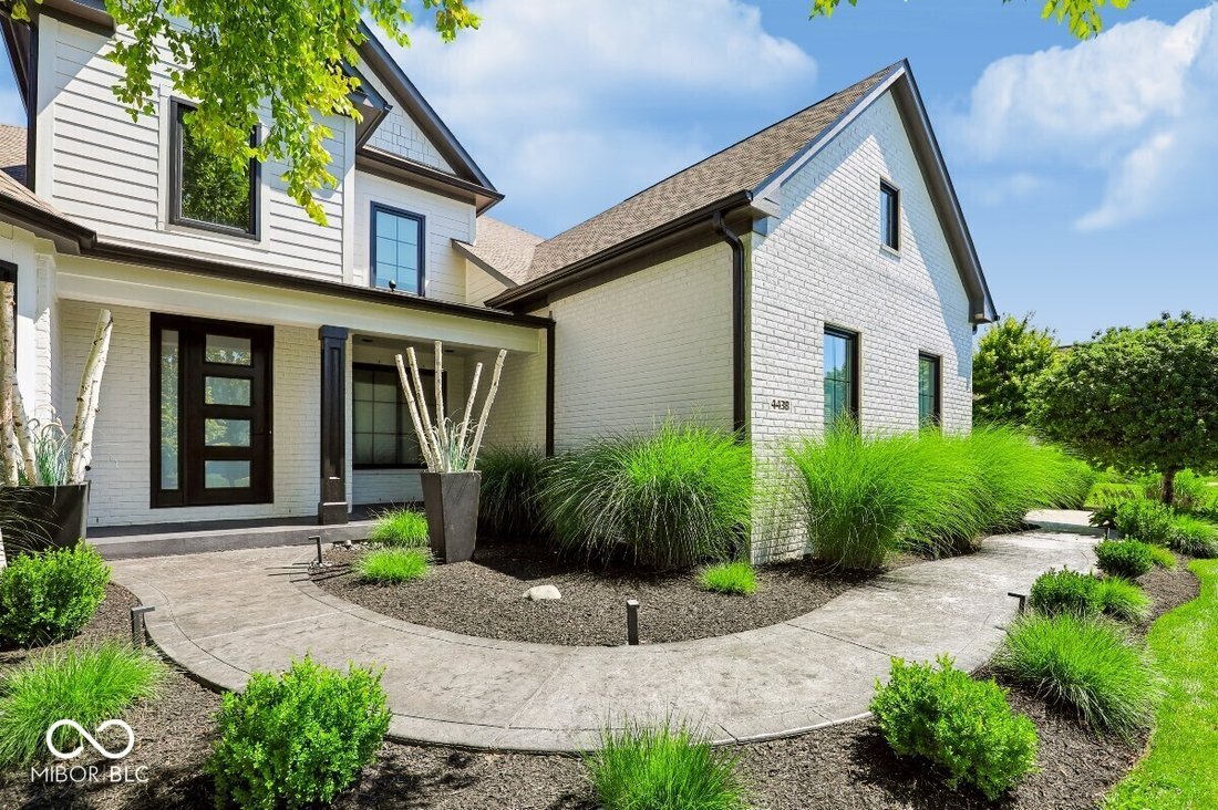House in Greenwood, Indiana, United States 3 - 18407863