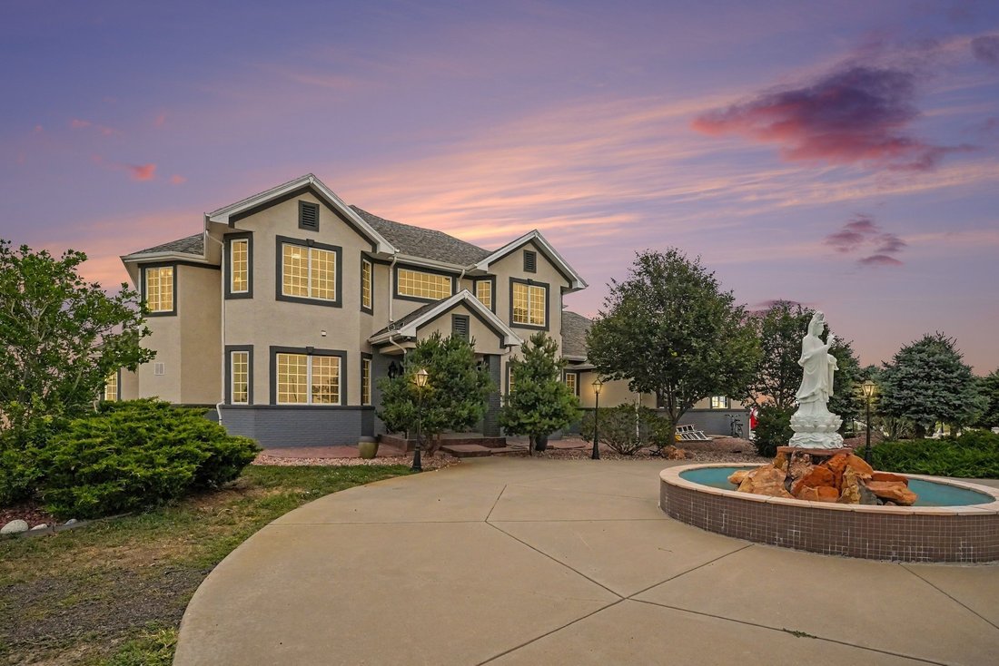 House in Watkins, Colorado, United States 3 - 18417685