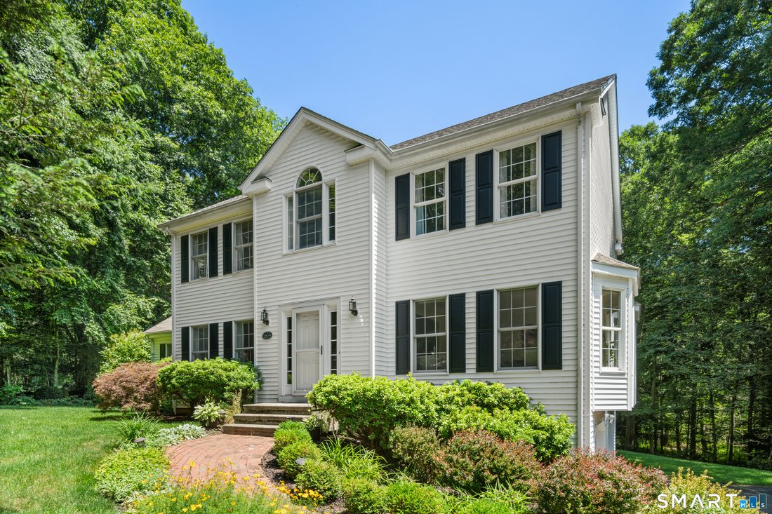 House in Newtown, Connecticut, United States 1 - 18419196