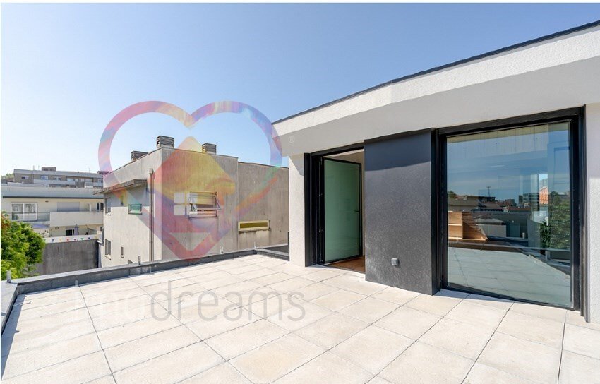 Apartamento en Lordelo do Ouro y Massarelos, Distrito de Oporto, Portugal 1 - 16621505