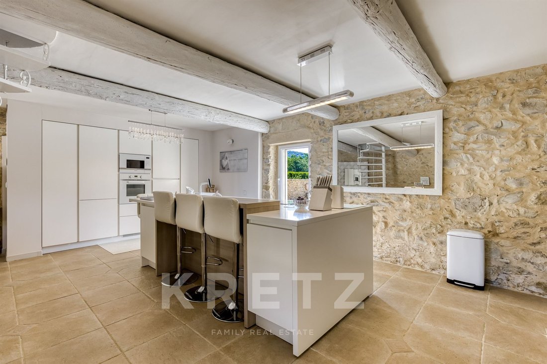 House in Greoux-les-Bains, Provence-Alpes-Côte d'Azur, France 3 - 18409373