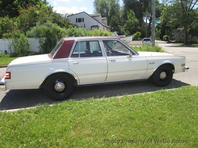 Plymouth Gran Fury in Calverton, NY, United States 4 - 18415016