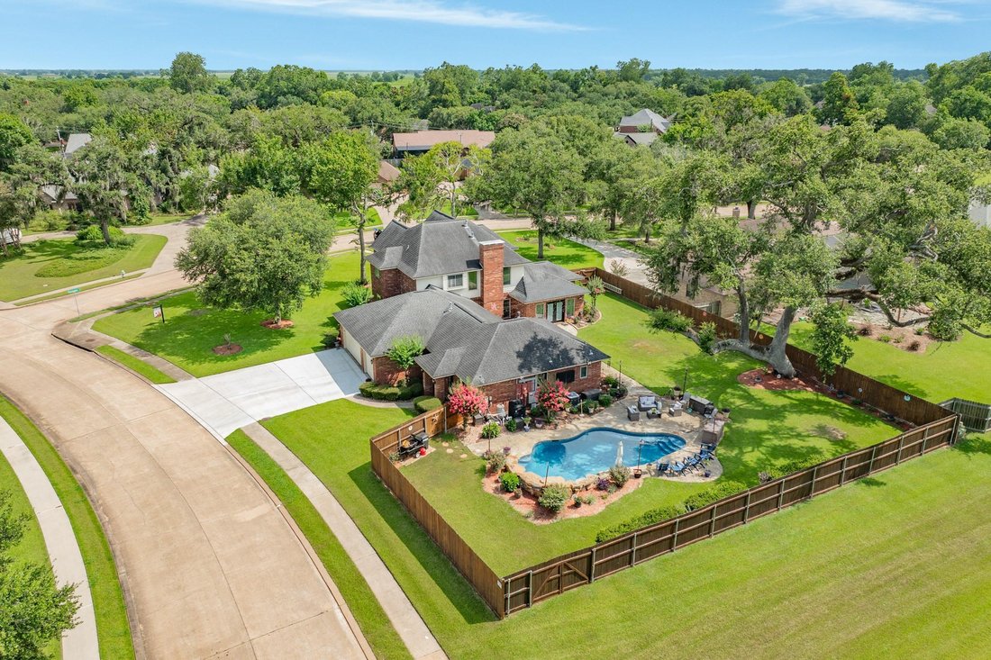 House in Lake Jackson, Texas, United States 1 - 18417426