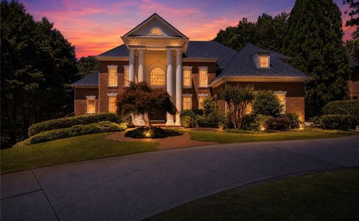 House in Johns Creek, Georgia, United States 1