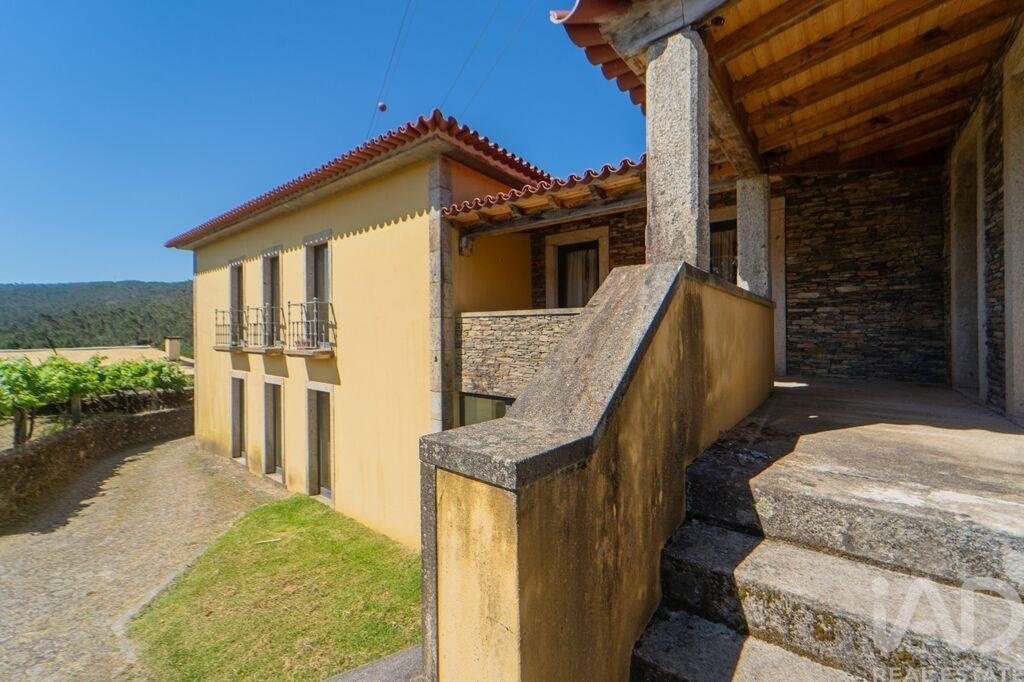 Townhouse in Gondar e Orbacem, Viana do Castelo District, Portugal 4 - 18230673