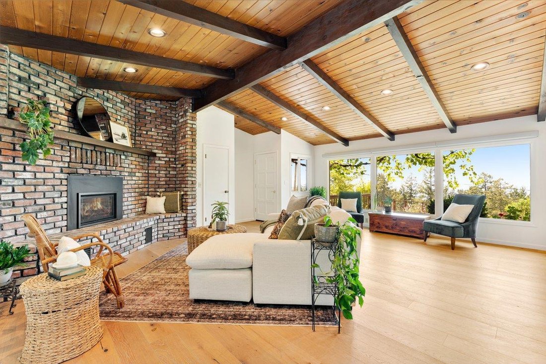 House in Los Gatos, California, United States 3 - 18417341