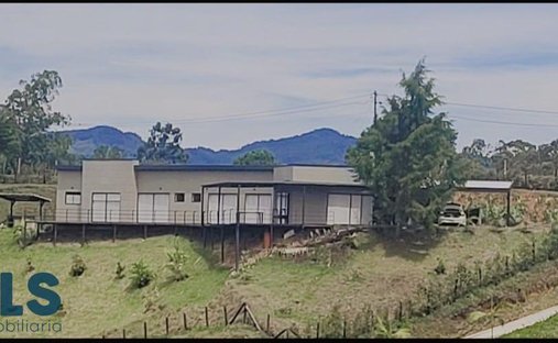 House in El Carmen de Viboral, Antioquia, Colombia 1