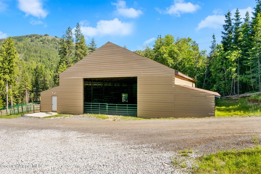 House in Sagle, Idaho, United States 3 - 18416672