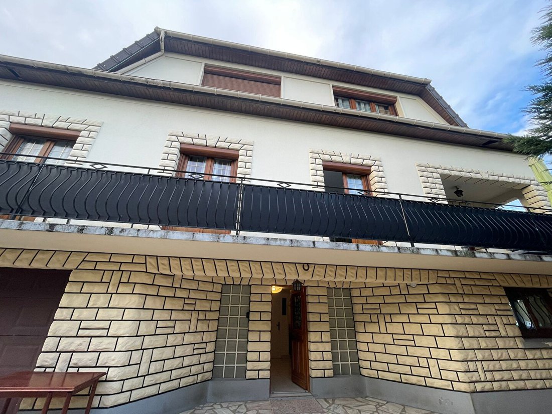 Villa in Bondy, Ile-de-France, France 2 - 18406054